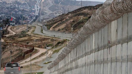 Estados Unidos comenzaría a construir el muro fronterizo en los próximos meses