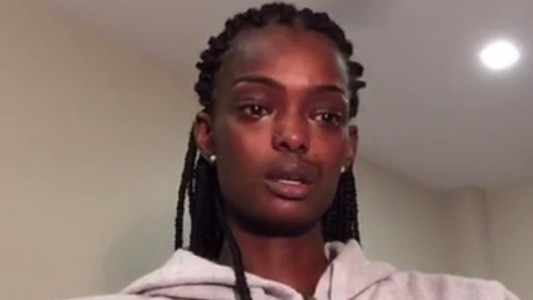 El drama en primera persona: la modelo australiana que denunció una violación en Facebook Live