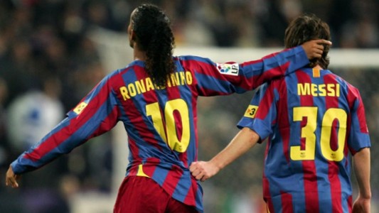 El mensaje de Ronaldinho a Messi por 500 goles: "Yo te regalé el primero"