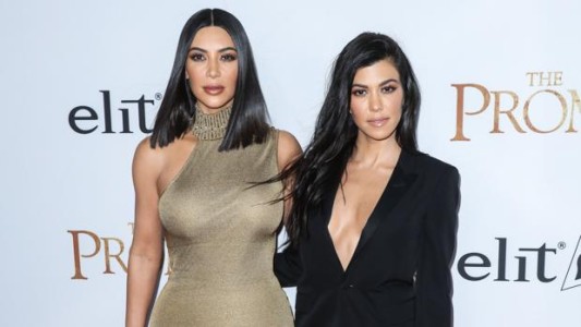 El hit del momento: las hermanas Kardashian también bailaron con "Despacito"
