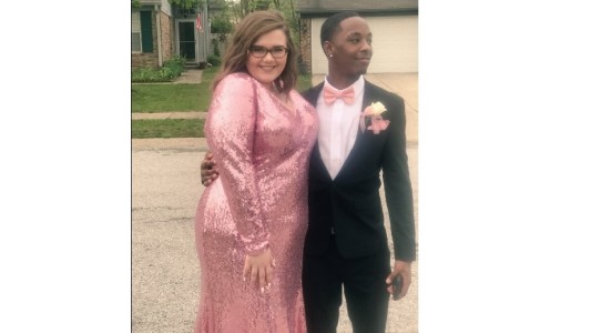 Le dijeron "gorda" a su novia y un sólo tuit como respuesta se llevó todos los aplausos en redes sociales