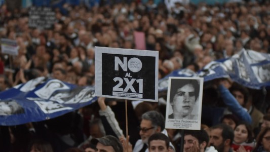 El Gobierno promulgó la ley que excluye del "2x1" a los condenados por delitos de lesa humanidad