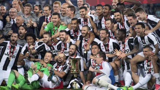 Dybala y el Pipita Higuaín gritaron campeón con Juventus