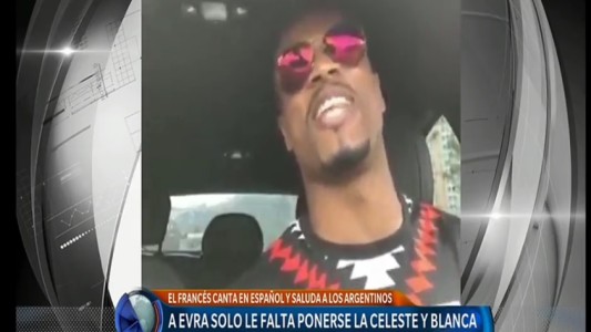 A Evra sólo le falta ponerse la celeste y blanca