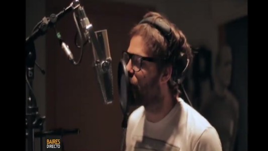 Peter Lanzani hace un cover de Kiss