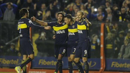 Boca goleó a Independiente y quedó a un paso del título