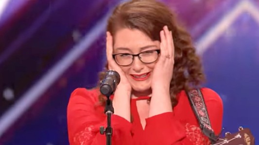 Ella es Mandy, la increíble cantante sorda que quebró al jurado de America's Got Talent