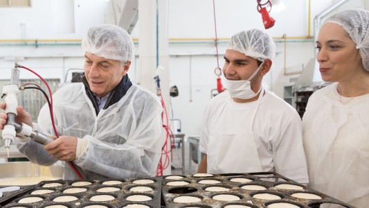 Macri y Vidal volvieron a mostrarse junto a trabajadores bonaerenses