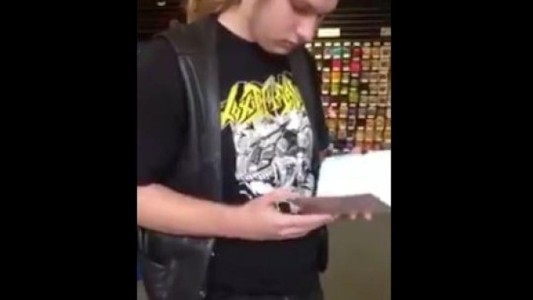 Video pura emoción: el regalo que un padre le dejó a su hijo antes de morir