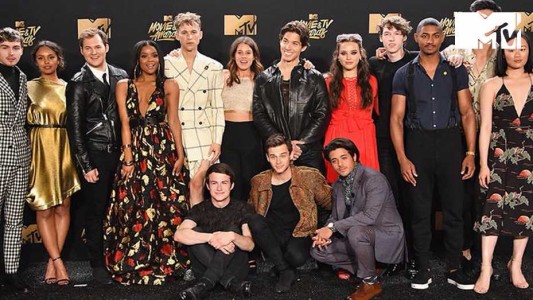 Comenzaron las grabaciones de la segunda temporada de 13 Reasons Why y ¡el elenco dio un adelanto!