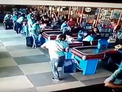 #EsViral habilidoso brasileño de compras en el supermercado