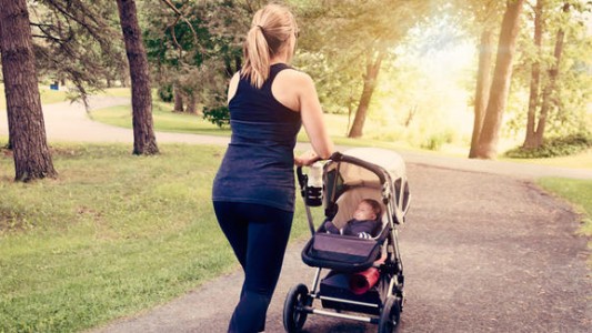 Dos años de prisión para un hombre por refregar sus genitales en la cara de una bebé