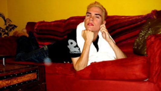 El "caníbal de Montreal" se casará con otro preso a finales de mes