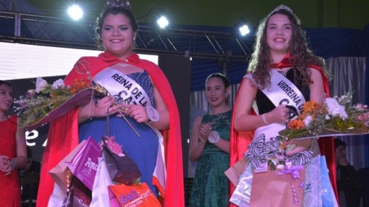 La chica que le hizo frente al bullying y se convirtió en reina de su ciudad