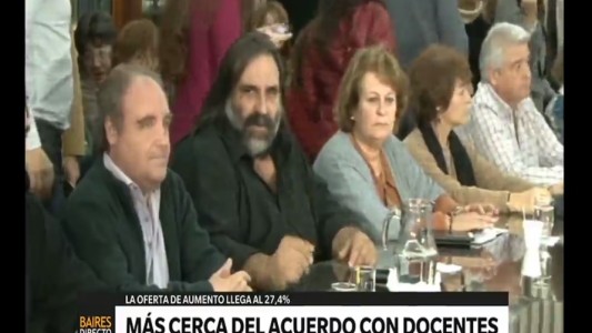 Baradel: "Estamos más cerca del acuerdo y esto es producto de habernos mantenido firmes"