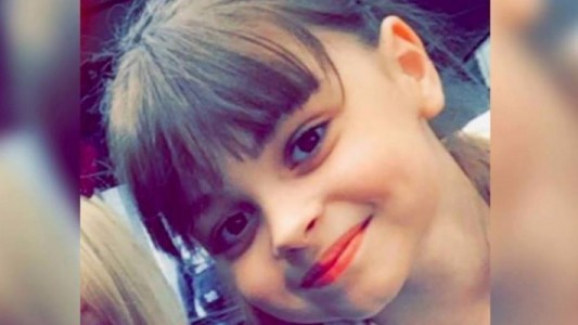 Mujer se despertó del coma y se enteró que su hija de 8 años murió en el atentado de Manchester