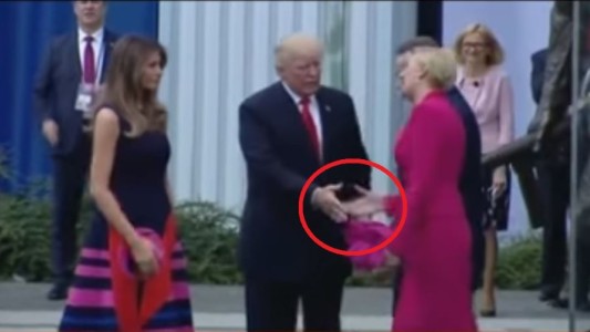 ¡Osoooooo!: mirá lo que le hizo la primera dama polaca a Donald Trump