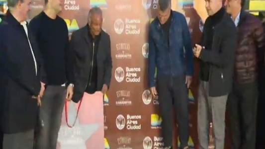 Homenaje a Midachi en calle Corrientes