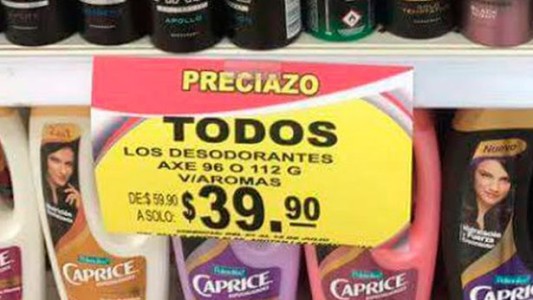 Leyó el cartel del supermercado, se llevó 235 desodorantes y pagó uno solo