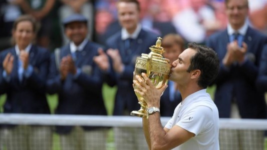 Roger Federer, campeón en Wimbledon por octava vez