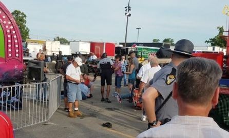 Estados Unidos: falló un juego mecánico y lanzó a la gente por el aire