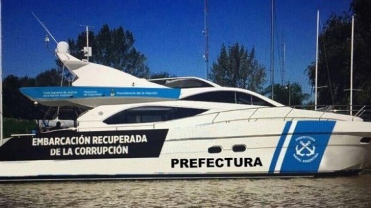 Prefectura comenzó a usar el lujoso yate de Ricardo Jaime