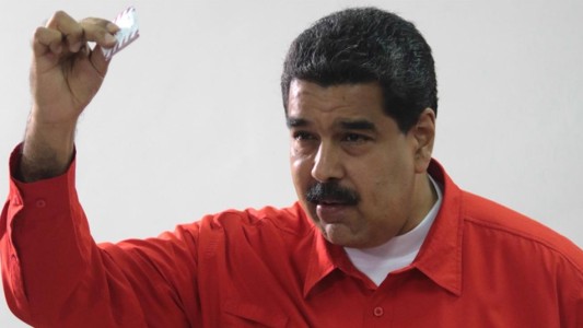 El papelón de Nicolás Maduro al votar por la Constituyente: “La persona no existe”