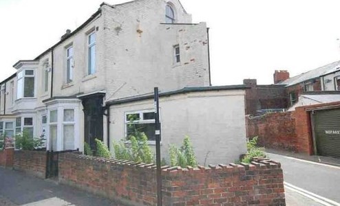 La casa más peligrosa de Reino Unido se vende por un euro