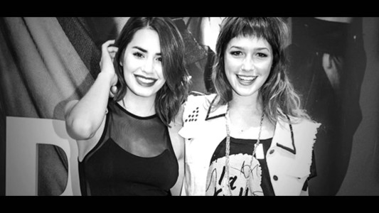 ¡Que chiquitas! El posteo retro de Lali Espósito para saludar a Cande Vetrano en su cumpleaños