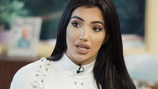 El calvario de una mediática inglesa tras una cirugía de nariz: "No puedo oler, ni respirar"