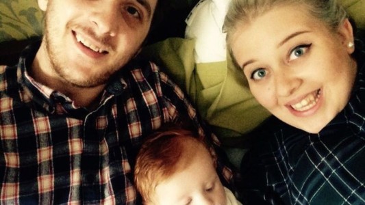 Fue al hospital pensando que tenía apendicitis, pero estaba embarazada y dio a luz en ese momento