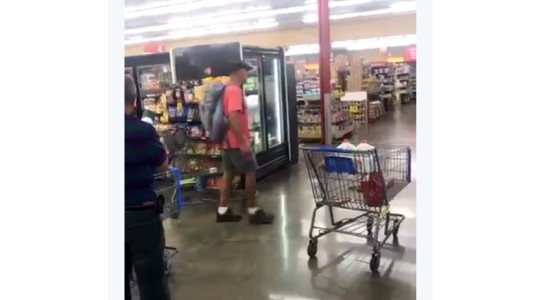 Los cuatro segundos de este perro en el supermercado te van a alegrar el día