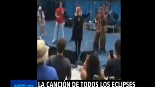 La canción de todos los eclipses