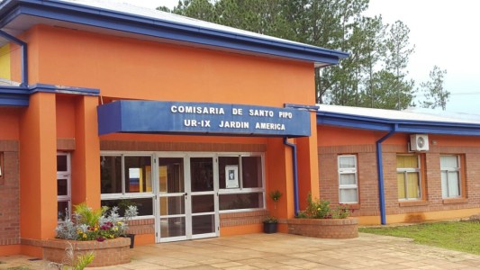 Detuvieron a un jefe policial por tráfico de pornografía infantil desde su computadora