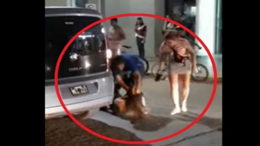 Su mujer y su hija lo sorprendieron con su amante: le dieron una paliza brutal