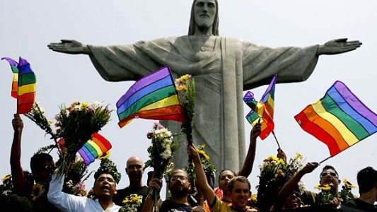 Autorizan a aplicar la "cura gay" en Brasil