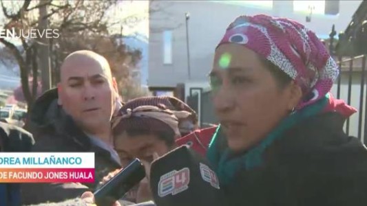 "Se llevaron los teléfonos", denunció la mujer de Jones Huala