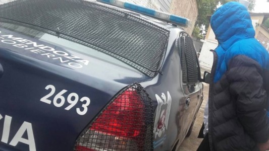 Pidió trabajo poniéndole un arma en la cabeza a un empleado municipal