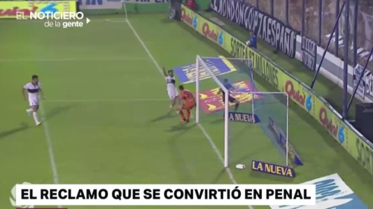 Por reclamar, cometió un penal
