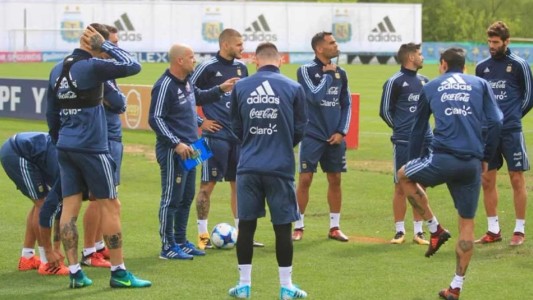 Sampaoli paró un equipo para "la final" contra Perú