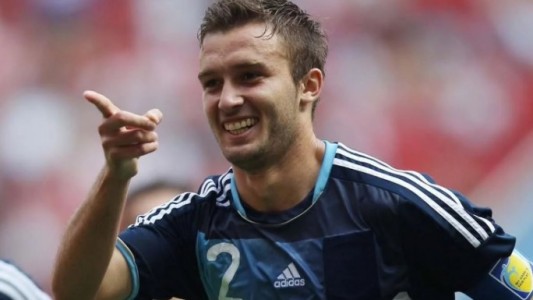 El jugador de la Selección que tuvo que mostrar el DNI para poder entrar al predio de Ezeiza