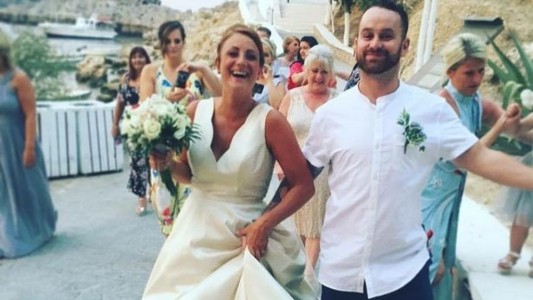 La foto de boda escandalosa que se puso de moda en Europa