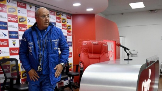 "Eliminar a Argentina es una posibilidad de reivindicarnos", dijo el DT de Ecuador