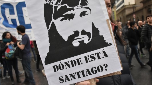 La familia de Santiago Maldonado entregará una mochila y un celular que pertenecen al joven desaparecido