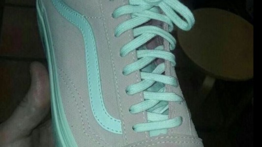 El nuevo desafío que enloquece a todos en las redes: ¿de qué color ves las zapatillas?