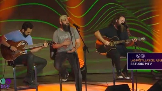 "Absolutismos", por @DelAbuelo