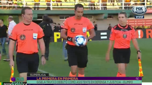 Debutó la primera jueza asistente en Primera División