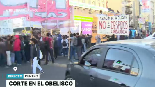 Corte en el Obelisco contra la reforma laboral