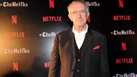 El actor Jonathan Pryce grabó escenas para la película sobre el papa Francisco en la Villa 31