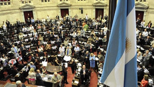 Juran los 24 senadores nacionales electos en octubre